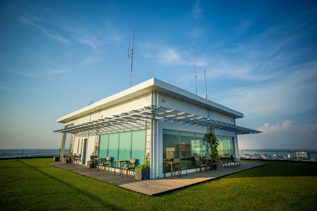 Bellevue Serviced Apartments Phnom Penh Exterior photo