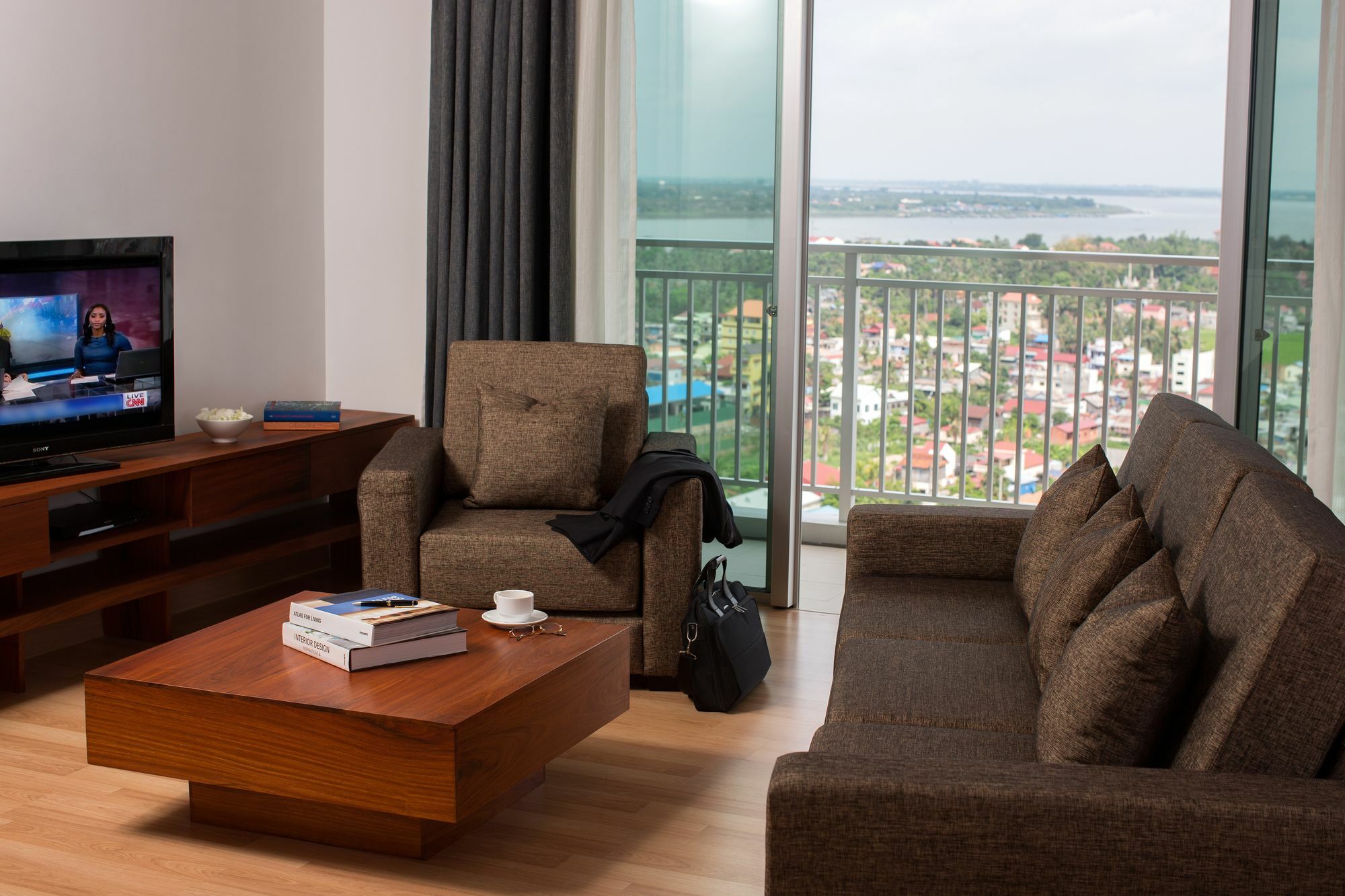 Bellevue Serviced Apartments Phnom Penh Exterior photo