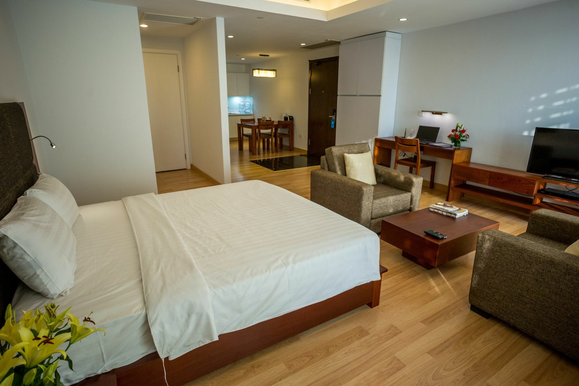Bellevue Serviced Apartments Phnom Penh Exterior photo